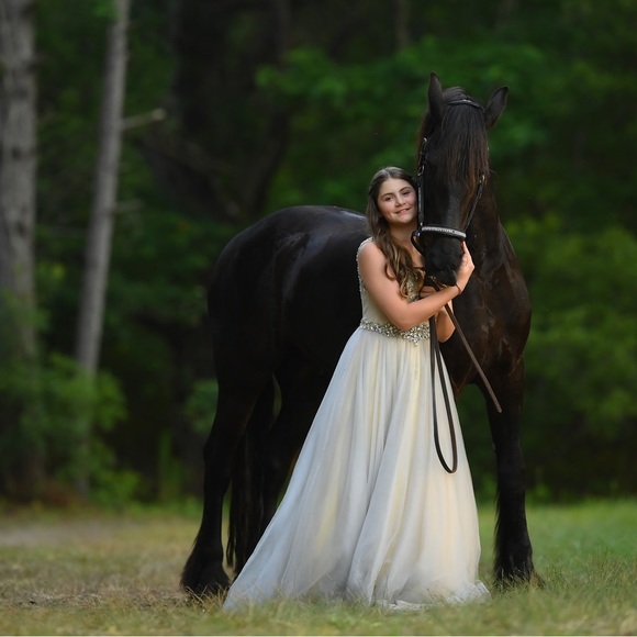 Meet your Posher, Kate - Picture 8 of 16